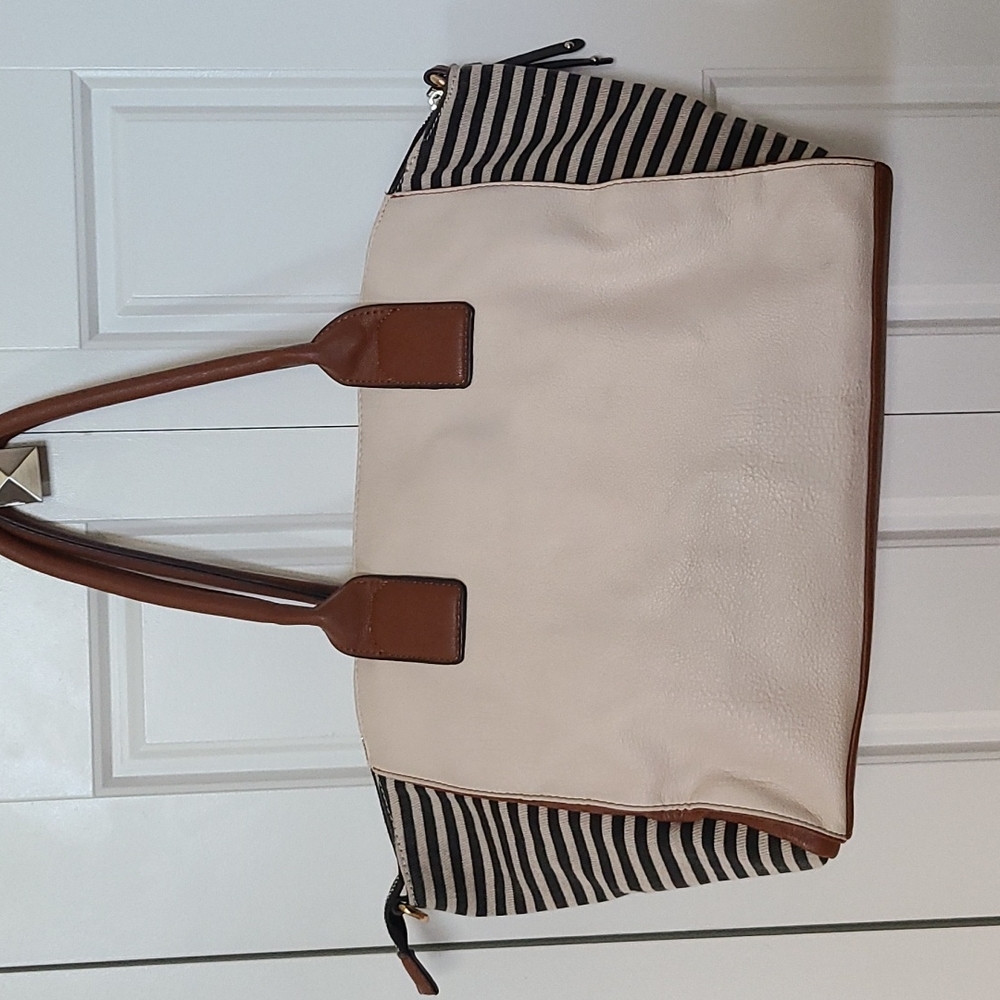 Call it spring bag - Picture 2 of 4
